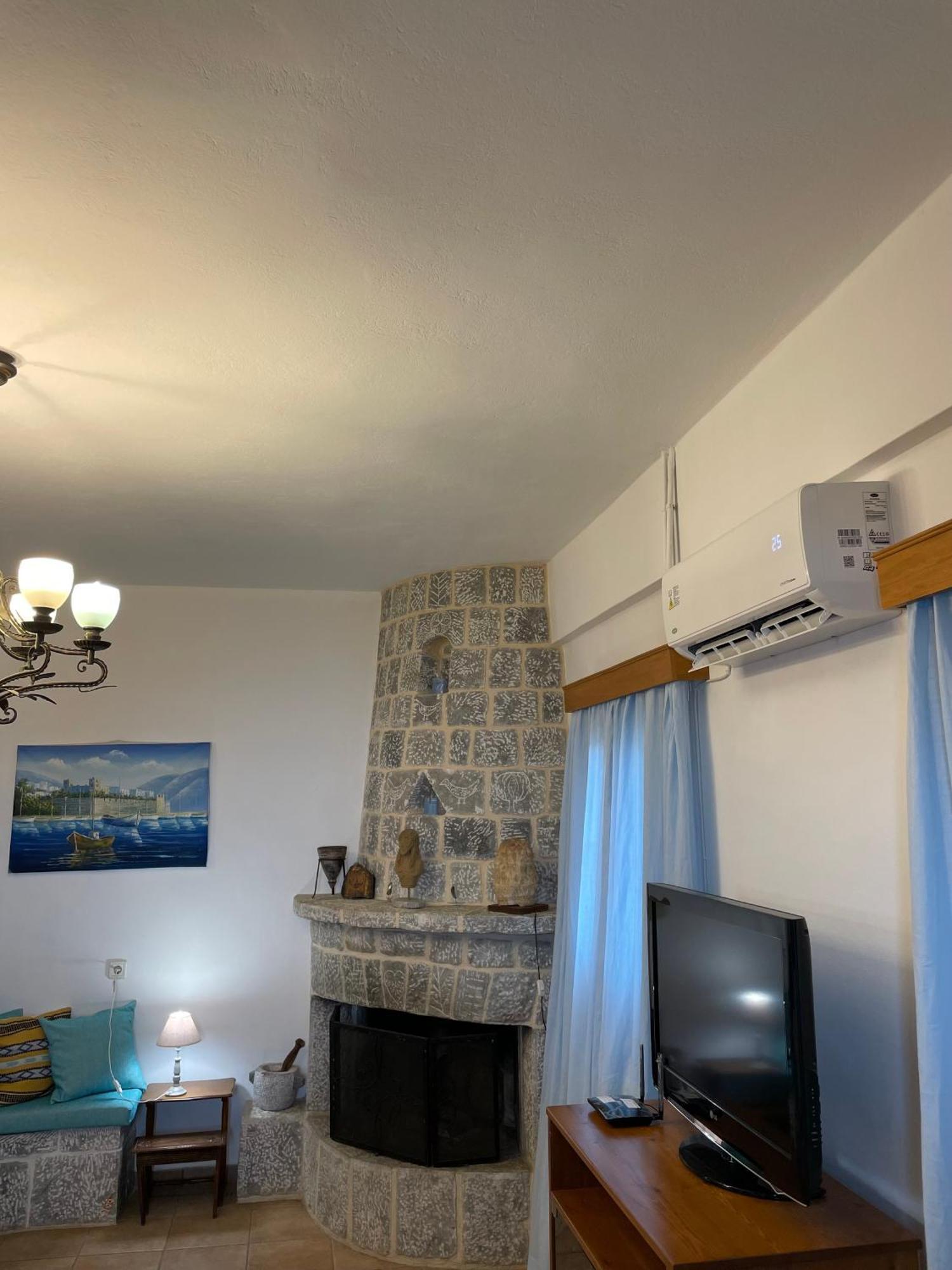 Πύργος Παραδοσιακός Με Μαγευτική Θέα - Villa Traditional Tower With Amazing Sea View Areopoli Buitenkant foto